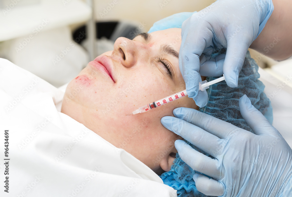 Cosmetic treatment with injection in a clinic Cosmetic treatment with injection in a clinic