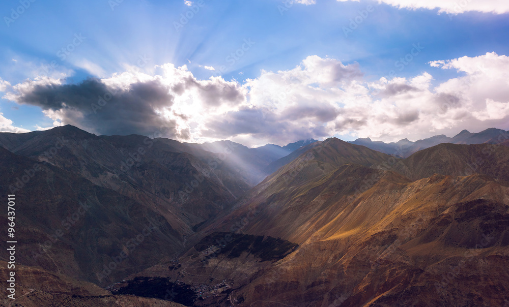 Fototapeta premium High mountain road in Himalayas