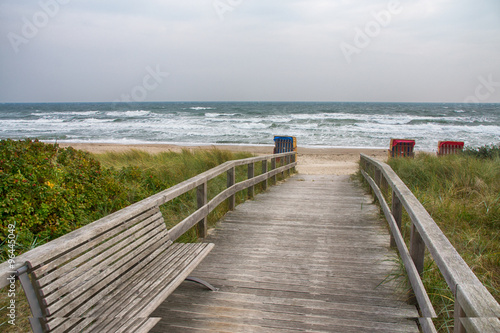 Strandübergang im Ostseebad Dahme in herbstlicher Stimmung, Ostholstein, Deutschland