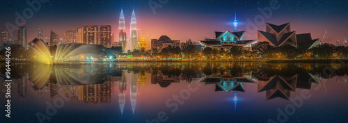 Beautiful cityscape of Kuala Lumpur skyline © boule1301