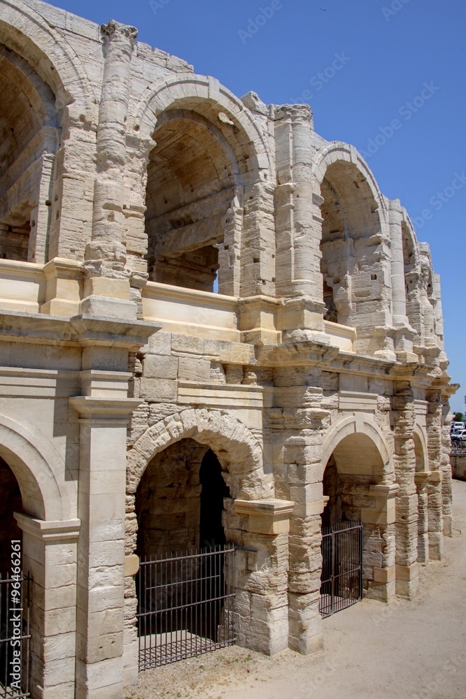 Arles et ses ruines romaines