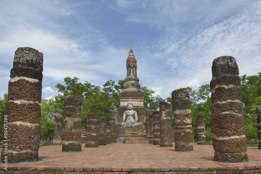 Obraz premium Buddha statue in Sukhothai Wat