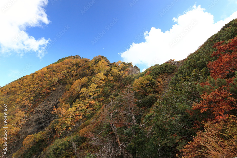 山と青空