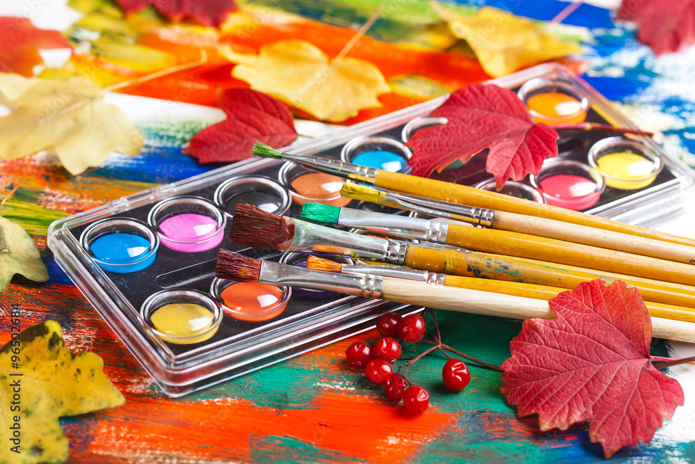 Fototapeta premium Paints and brushes