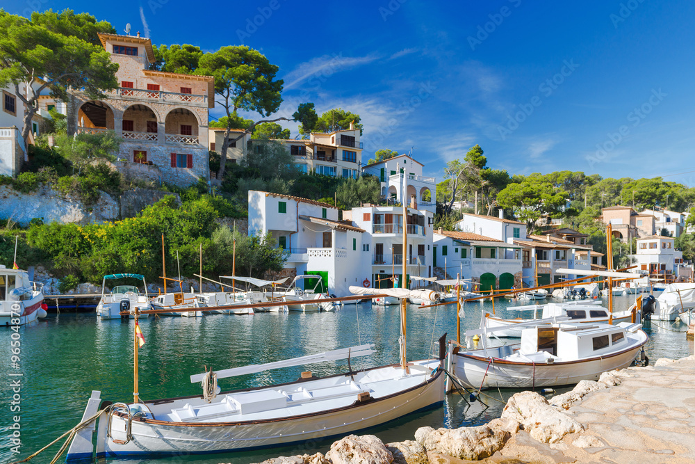 Fototapeta premium XXX - Stary port rybacki Cala Figuera - 6701