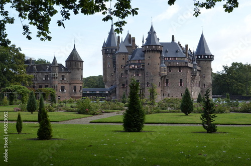 Замок Де Хаар в Голландии