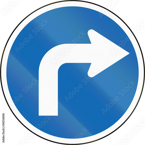 New Zealand road sign RG-13 - Turn right