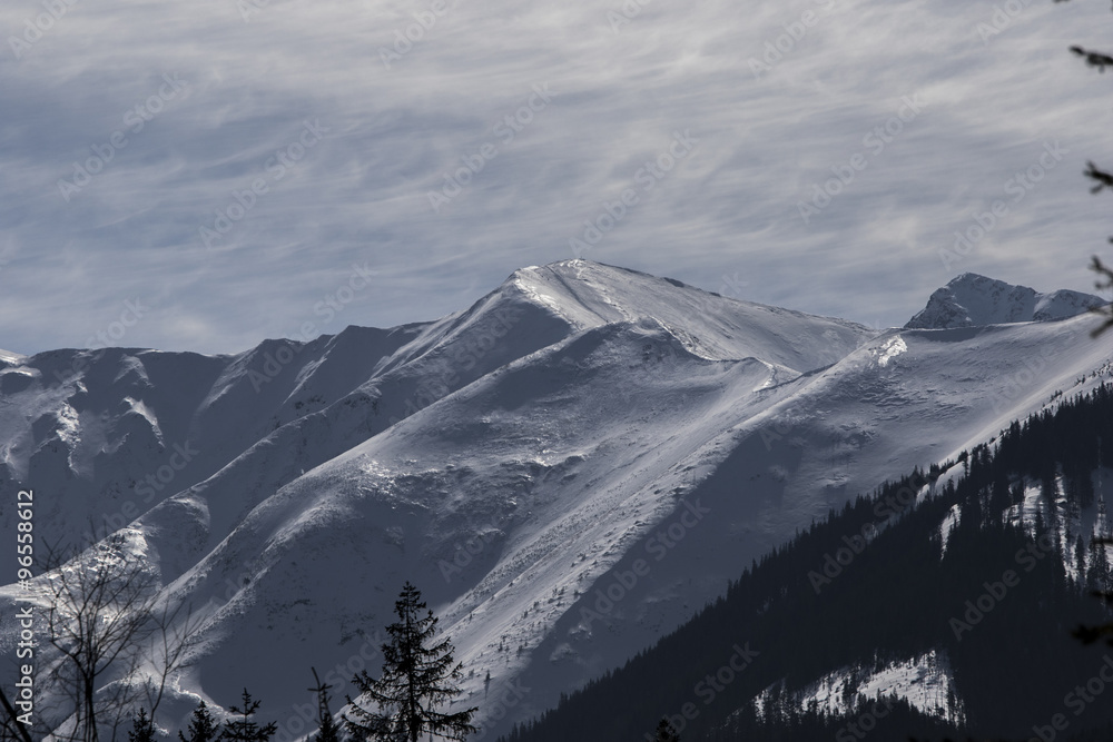 Obraz premium Lśniące góry