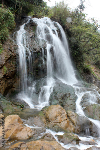 Fototapeta Naklejka Na Ścianę i Meble -  Water fall