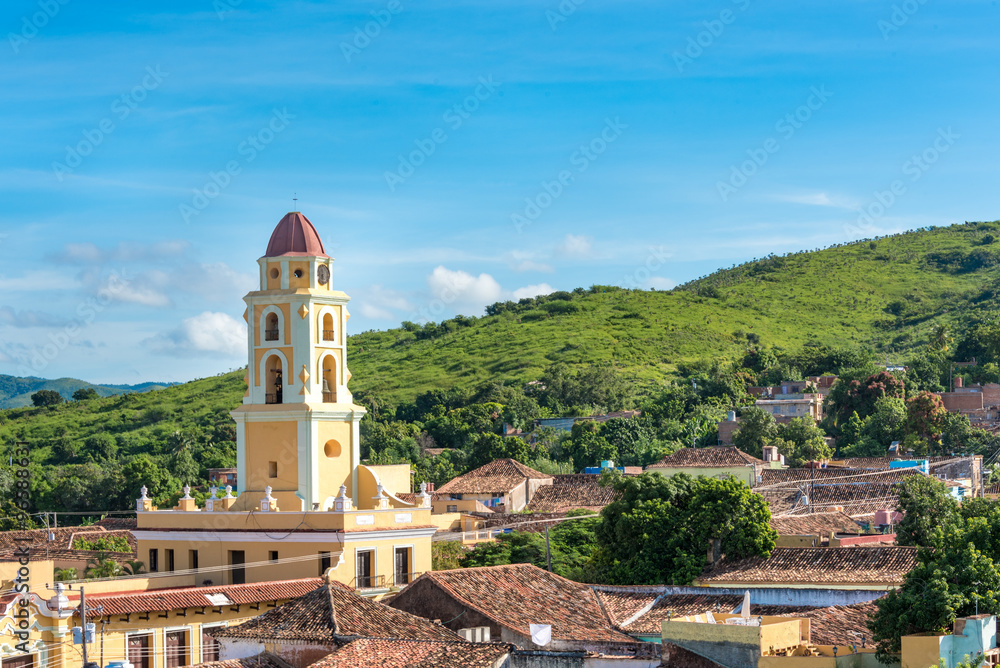 Wunschmotiv: Trinidad de Cuba Cityscape including the Convent of Saint Assisi and the Escambray Moun