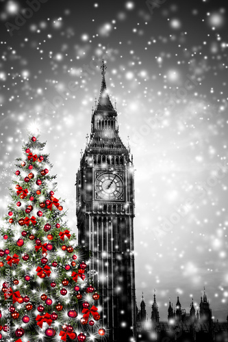 Big Ben mit Weihnachtsbaum
