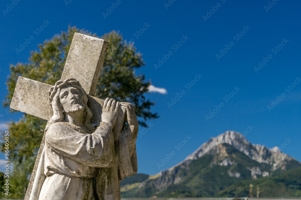 Obraz premium Carrying The Cross
