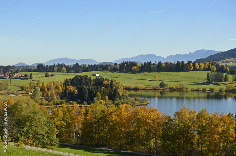 Rottachtalsperre vor Alpen, Allgäu