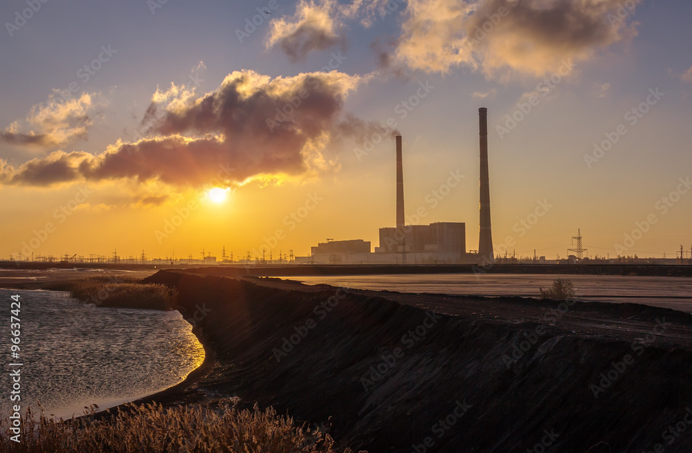 power plant on the waterfront line in the sun.thermal power plan power plant on the waterfront line in the sun.thermal power plan