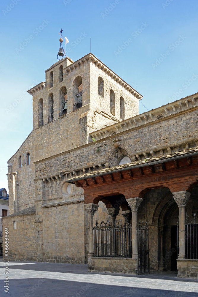 Die romanische Kathedrale in Jaca Aragon