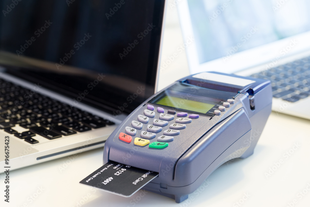 Credit Card Machine In The Store Credit Card Machine In The Store