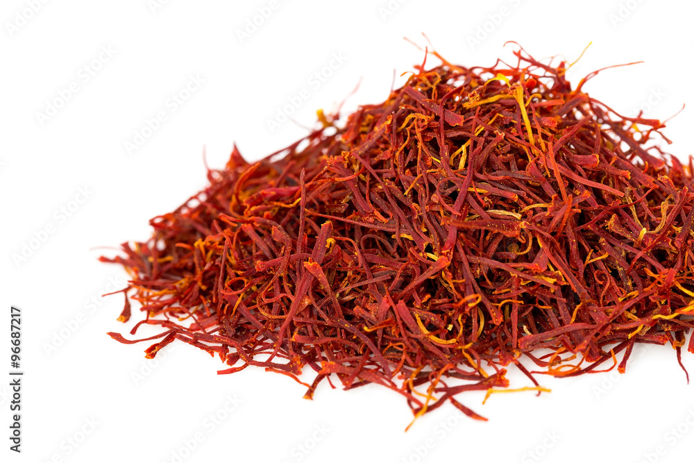 Fototapeta premium Spanish saffron Isolated on white background