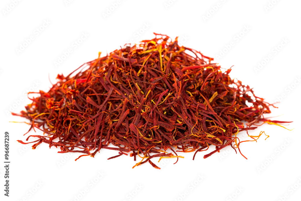Fototapeta premium Spanish saffron Isolated on white background