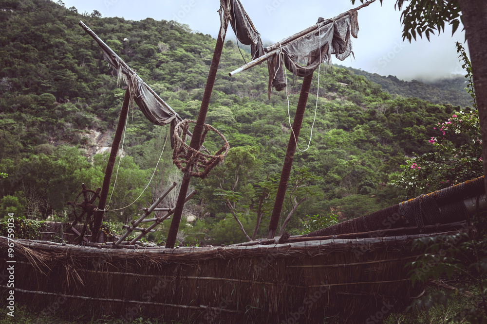 Obraz premium Old pirate sailboat in the jungle.