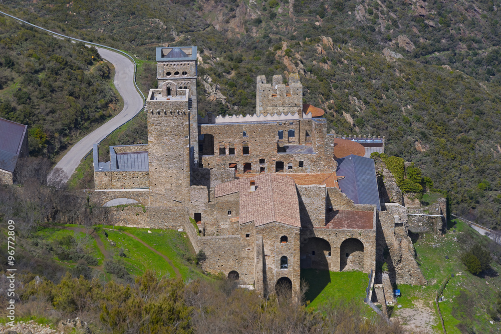 monasterio montaña en girona monasterio montaña en girona
