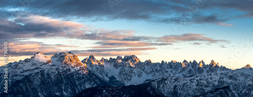 Bild auf Leinwand Tramonto sulle cime