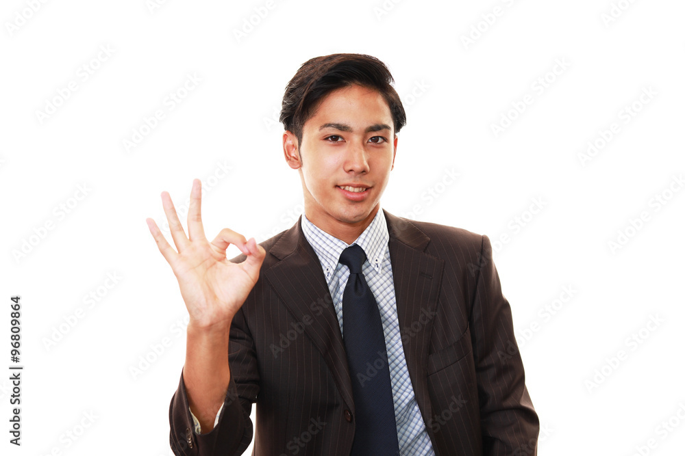 笑顔のビジネスマン