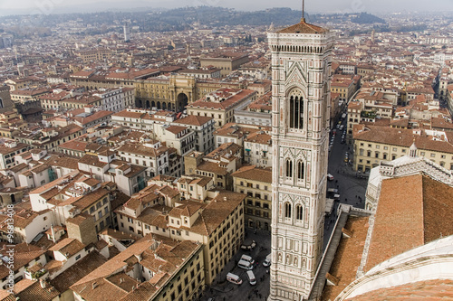 Vistas de la ciudad de Florencia desde las cubiertas del duomo