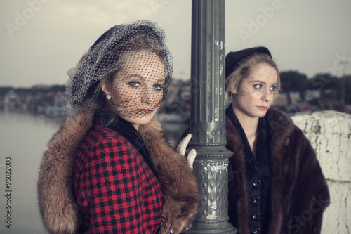 Obraz na płótnie Donne anni '40 w salonie