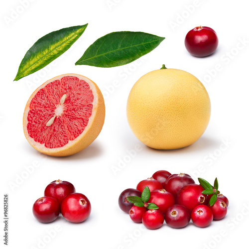 Fototapeta Naklejka Na Ścianę i Meble -  Pink grapefruit with cranberry