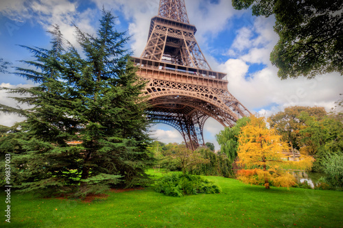 Eiffel Tower from Champ de Mars park in Paris, France © Photocreo Bednarek