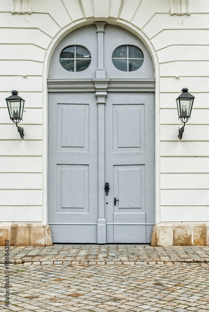 Obraz premium Vienna door. Vienna, Austria