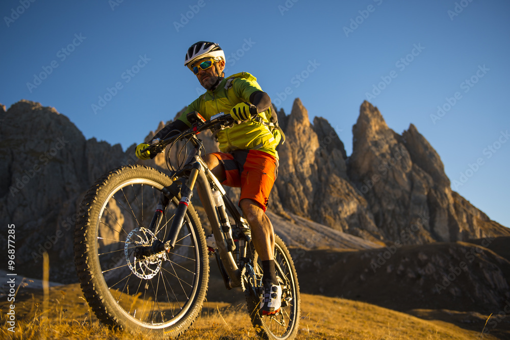 by motion mountainbiking