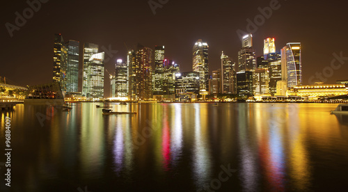 Night panorama of the business district of Singapore. © De Visu
