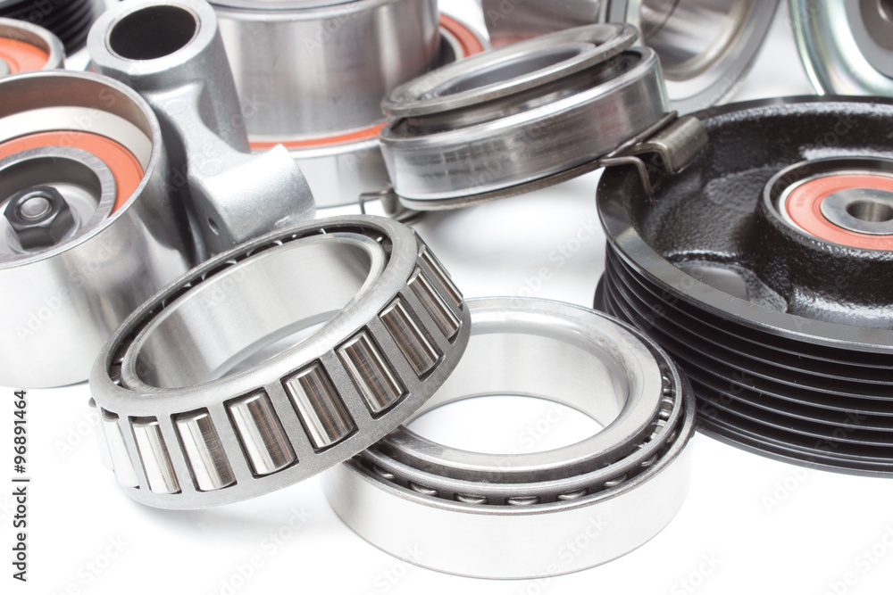 Group bearings and rollers (automobile components) for the engine and chassis suspension Group bearings and rollers (automobile components) for the engine and chassis suspension