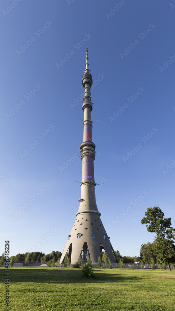 Obraz premium High beautiful Ostankino Tower