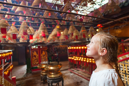 Photography Little girl in Man Mo temple