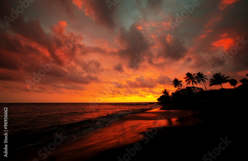 Hawaiian sunset © Galyna Andrushko