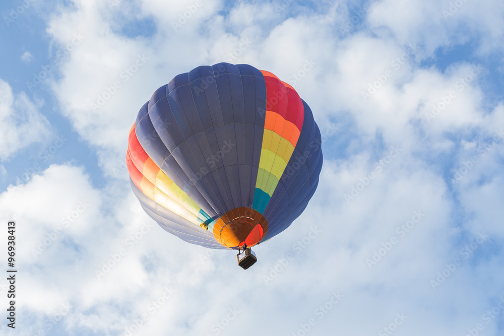 Naklejka premium Colorful hot air balloon