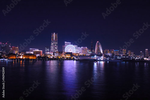 横浜の夜景   © 7maru