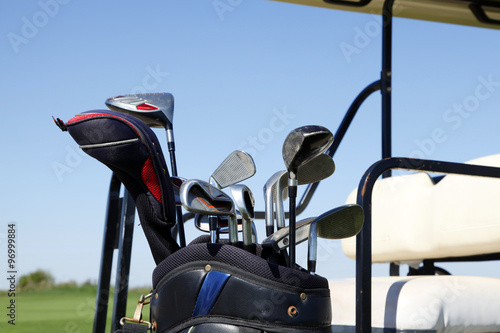Golf club and golf car
