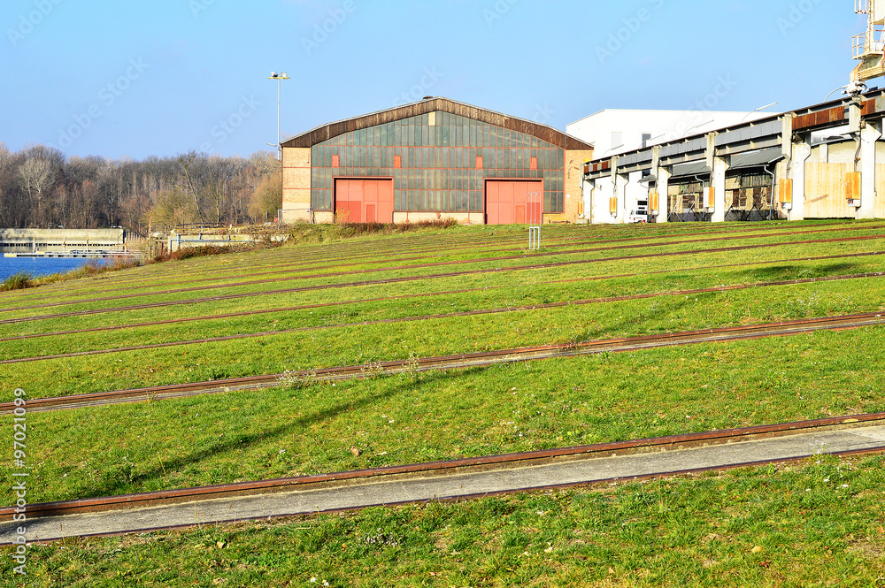 Obraz premium Schiffswerft Korneuburg