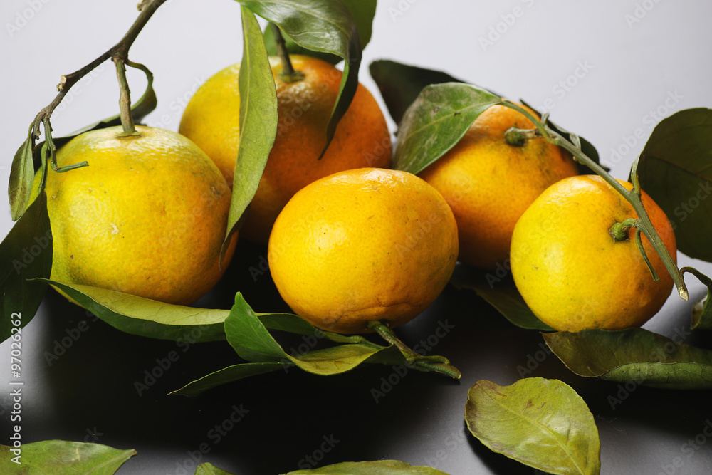 mandarin fruit isolate black