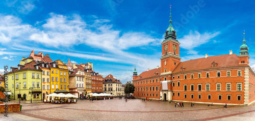 Royal Castle and Sigismund Column in Warsaw photo