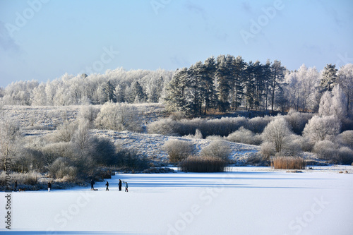Fototapeta Naklejka Na Ścianę i Meble -  Winter landscape with frozen lake