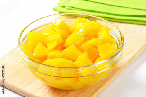Canned peach pieces