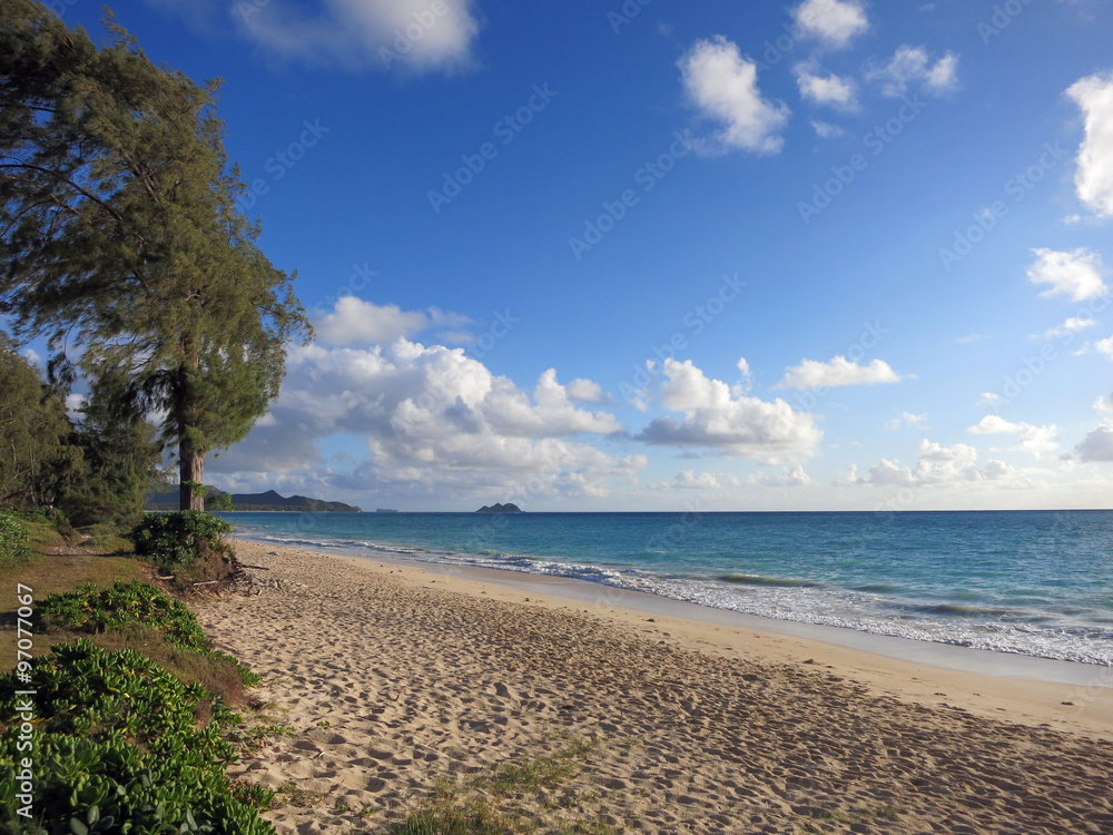 Waimanalo Beach looking towards Mokulua islands