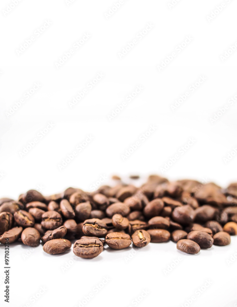 Naklejka premium Coffee beansin money sign shape