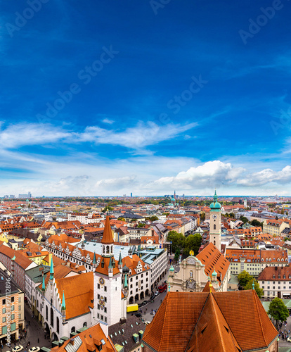 Fototapeta Naklejka Na Ścianę i Meble -  Aerial view of Munich