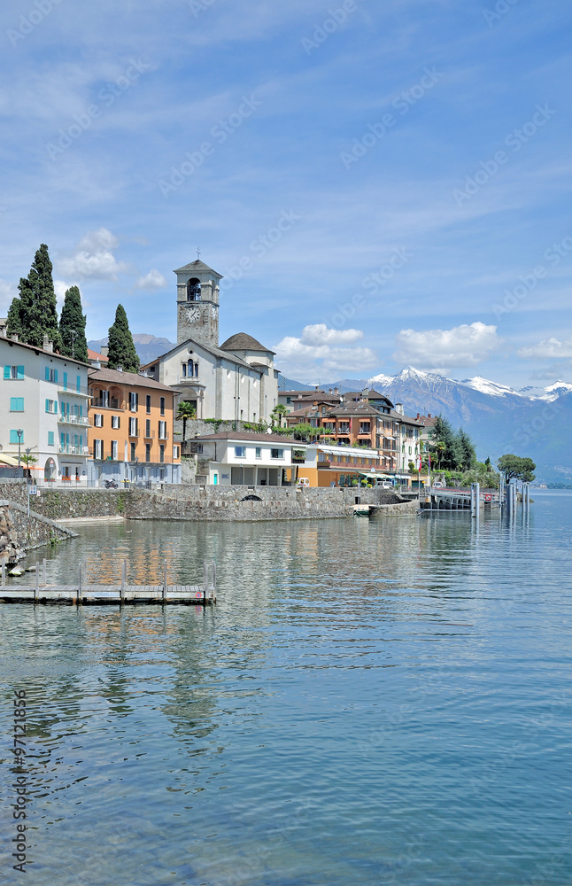 Urlaubsort Brissago am Lago Maggiore im Kanton Tessin nahe der italienischen Grenze,Schweiz