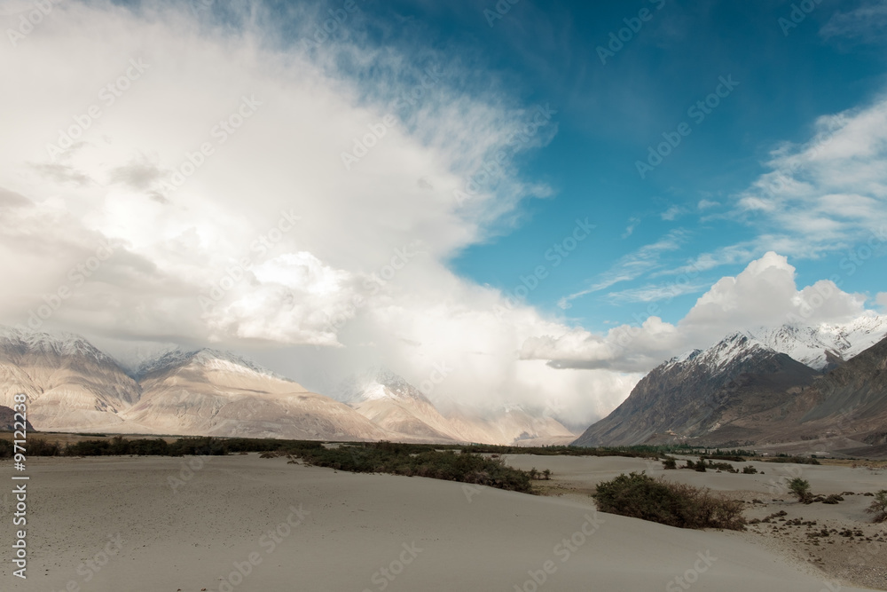 sand dune at Hunder village, India sand dune at Hunder village, India